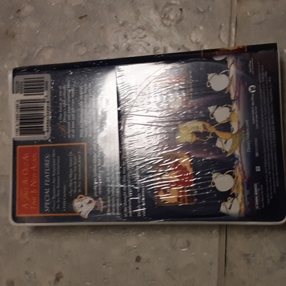 Walt Disney's beauty and the beast vhs tape special edition/platinum edition - Picture 5 of 5